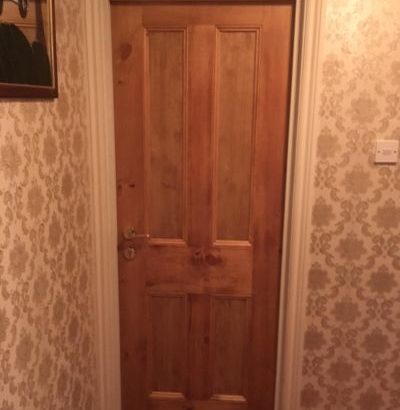 pine-bedroom-door